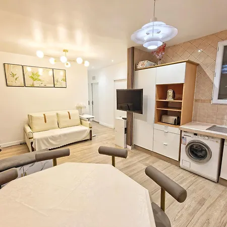 Pompidou-le Marais Apartment
